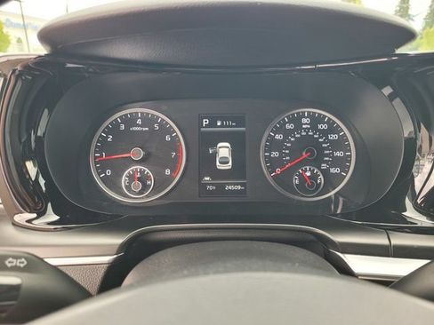 Used 2024 Kia K5 GT FWD image 29