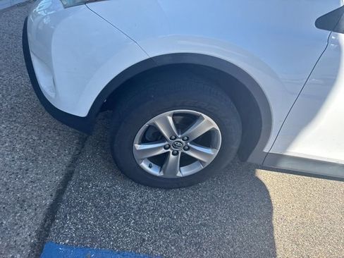 Used 2015 Toyota RAV4 XLE image 8