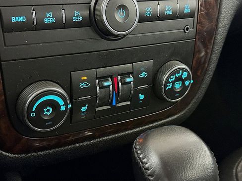 Used 2013 Chevrolet Impala LTZ image 15