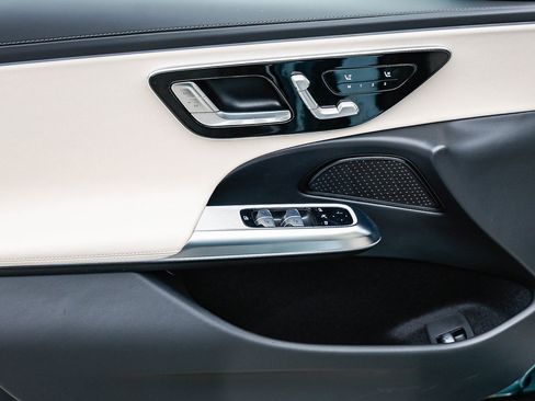 New 2026 Mercedes-Benz E 350 4MATIC Sedan image 21