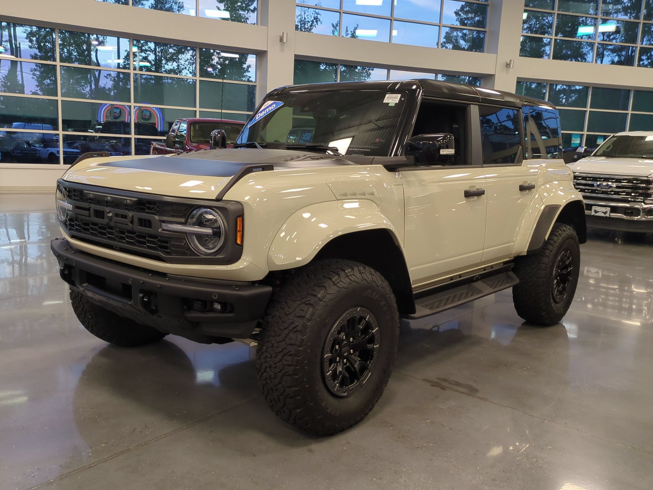 New 2025 Ford Bronco Raptor AWD/4WD image 7