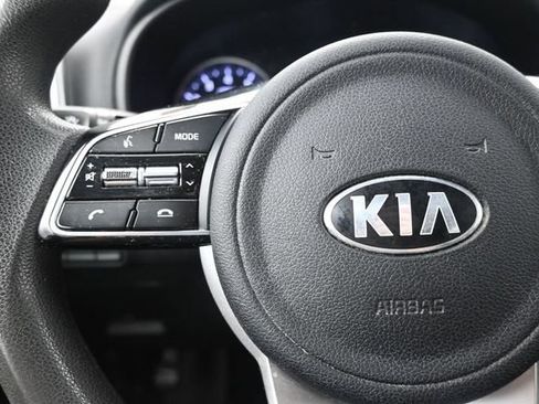 Used 2020 Kia Sportage LX AWD/4WD image 25