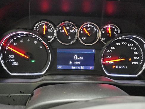 Used 2021 Chevrolet Silverado 1500 LT Trail Boss w/ Convenience Package II AWD/4WD image 12