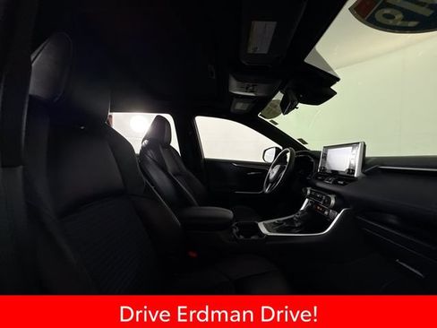 Certified 2019 Toyota RAV4 XSE w/ XSE Weather Package AWD/4WD image 25