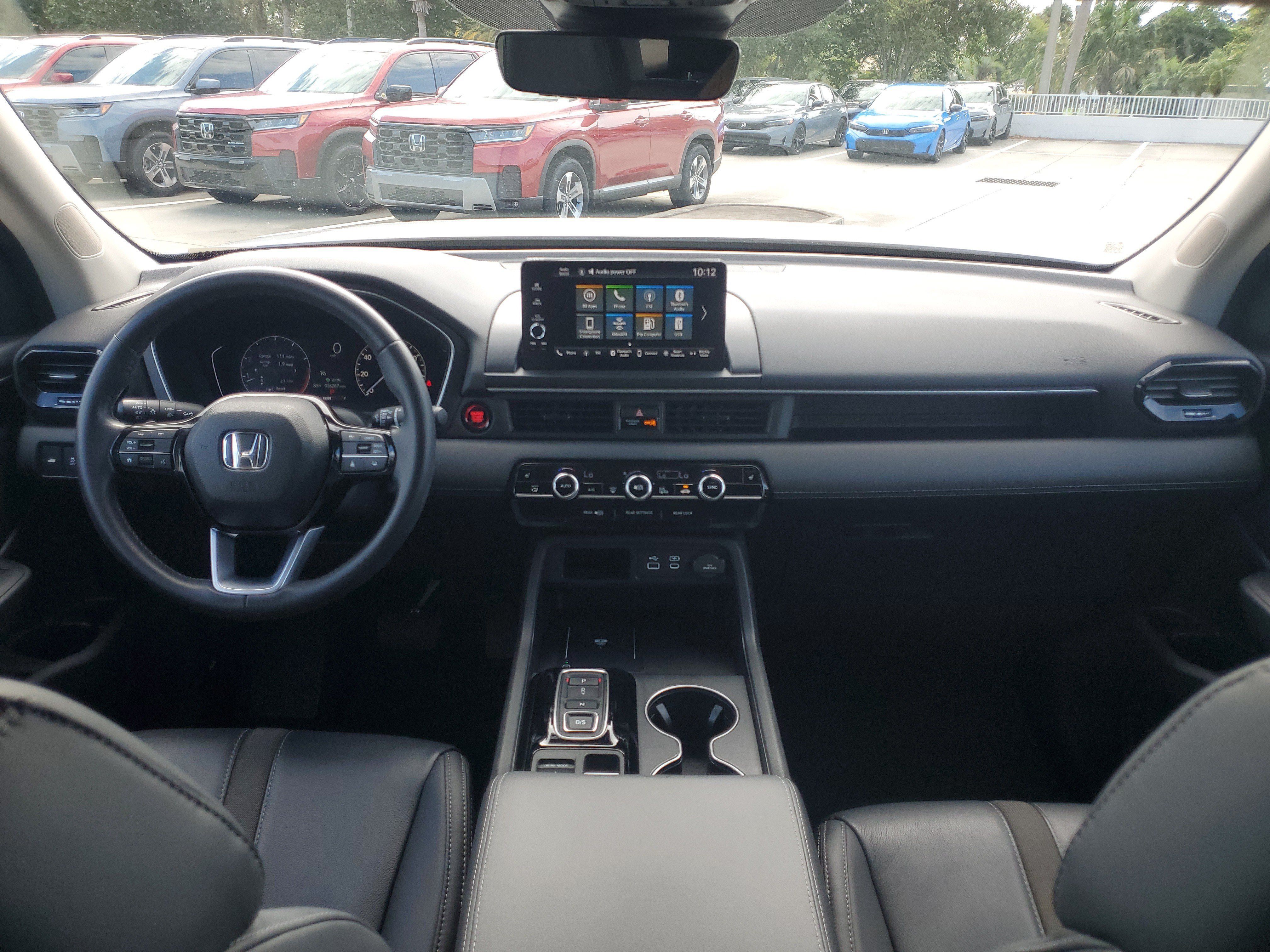 Used 2025 Honda Pilot EX-L image 15