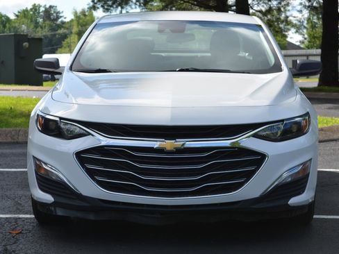 Used 2023 Chevrolet Malibu LS FWD image 2