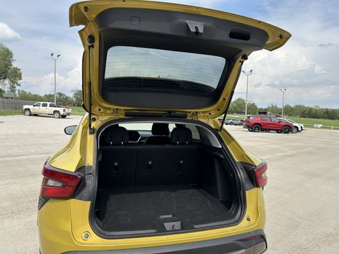 Used 2024 Chevrolet Trax ACTIV image 18