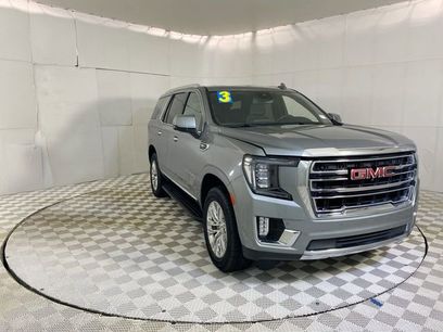 Used 2023 GMC Yukon SLT w/ SLT Luxury Package