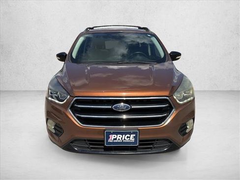 Used 2017 Ford Escape Titanium FWD image 8