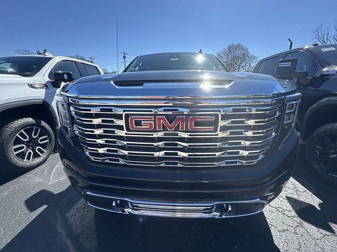 New 2026 GMC Sierra 1500 Denali image 17