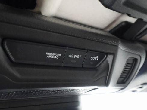 Used 2025 Jeep Wrangler Unlimited Sahara image 17