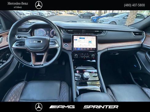Used 2024 Jeep Grand Cherokee Summit w/ Luxury Tech Group V AWD/4WD image 24