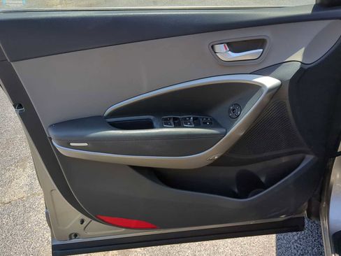 Used 2018 Hyundai Santa Fe Sport w/ 2.4L Value Package 02 FWD image 11