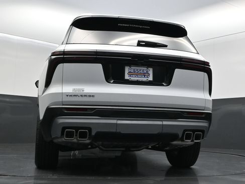New 2026 Chevrolet Traverse LT w/ Driver Confidence Package FWD image 40