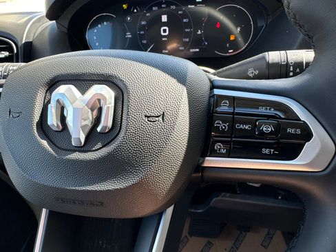 Used 2025 RAM ProMaster 2500 w/ Quick Order Package 22H SLT+ image 10