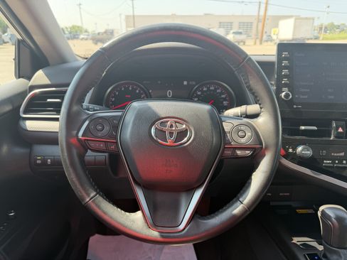 Used 2024 Toyota Camry XSE FWD image 15