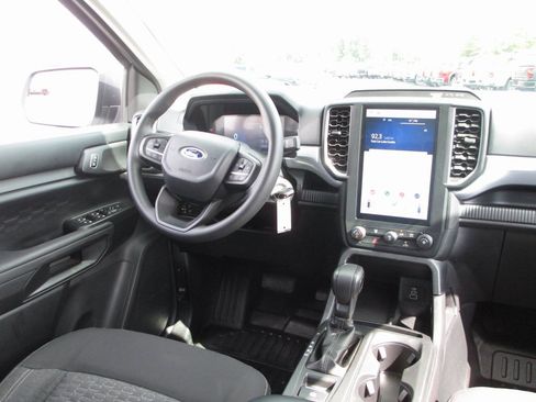 Used 2024 Ford Ranger XL image 19