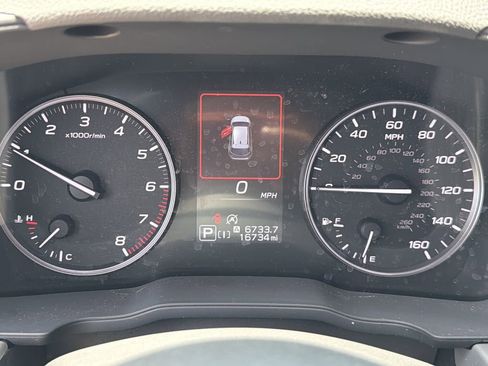 Certified 2025 Subaru Crosstrek 2.5i Limited w/ Popular Package #3A AWD/4WD image 30