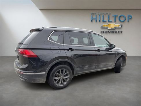 Used 2022 Volkswagen Tiguan SE image 6