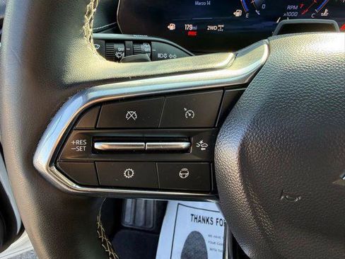 Used 2025 Chevrolet Traverse Z71 w/ Enhanced Driving Package image 47