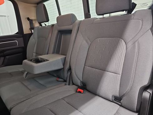 Used 2020 RAM 1500 Big Horn AWD/4WD image 34