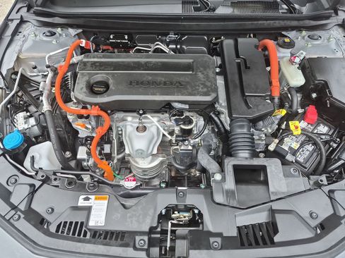 Used 2025 Honda Accord Sport image 31