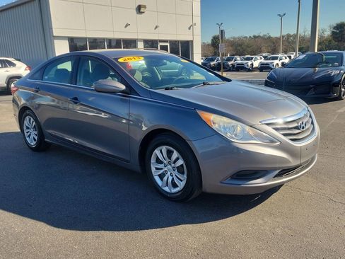 Used 2013 Hyundai Sonata GLS image 2
