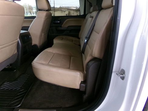 Used 2018 GMC Sierra 1500 Denali w/ Denali Ultimate Package image 10