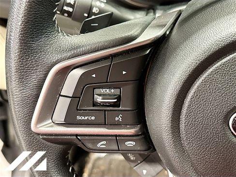 Certified 2022 Subaru Ascent Limited w/ Technology Package image 12