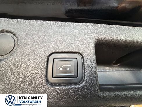 Used 2024 Chevrolet Equinox LT FWD image 20