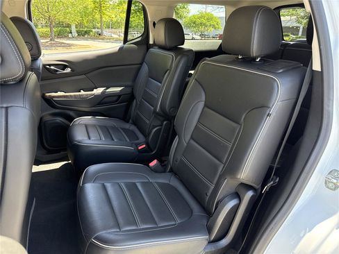 Used 2023 GMC Acadia Denali w/ Denali Ultimate Package AWD/4WD image 22