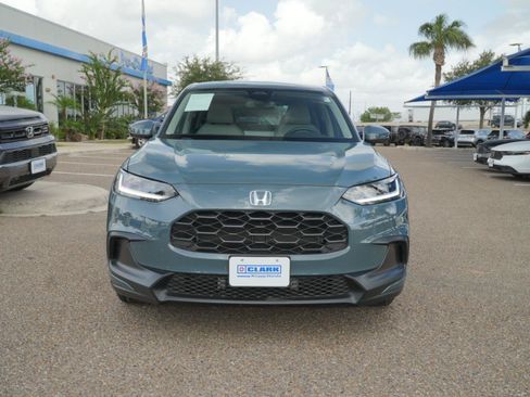 Used 2025 Honda HR-V LX image 2