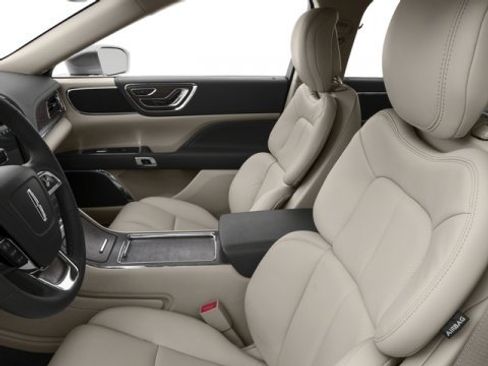 Used 2018 Lincoln Continental Black Label image 6