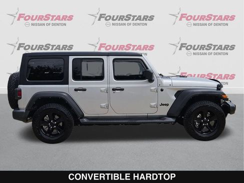 Used 2022 Jeep Wrangler Unlimited Sport AWD/4WD image 3
