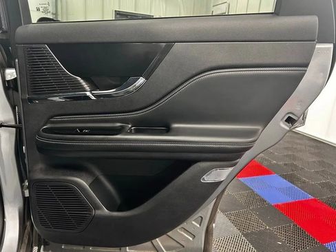 Used 2022 Lincoln Corsair AWD w/ Equipment Group 101A image 19