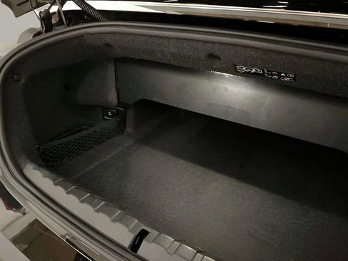 Used 2025 BMW 430i Convertible w/ Premium Package RWD image 36