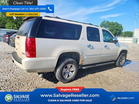 Used 2009 GMC Yukon XL SLT w/ SLT Chrome Edition AWD/4WD image 4