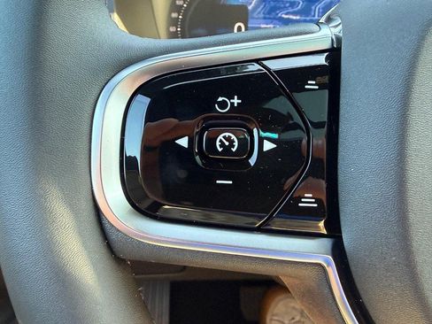 New 2026 Volvo XC90 B6 Plus w/ Protection Package AWD/4WD image 14