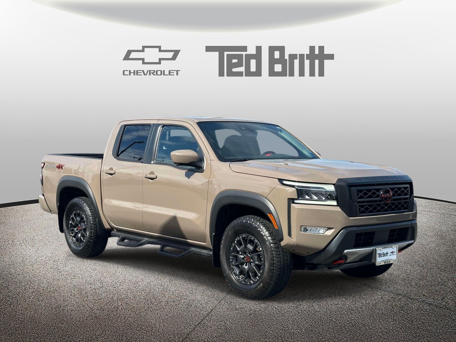 Used 2023 Nissan Frontier PRO-4X w/ Pro-4X Premium Package AWD/4WD image 3