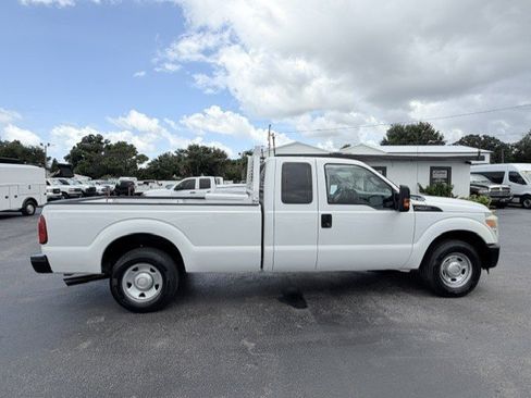 Used 2013 Ford F250 XL w/ PWR Equipment Group RWD image 4
