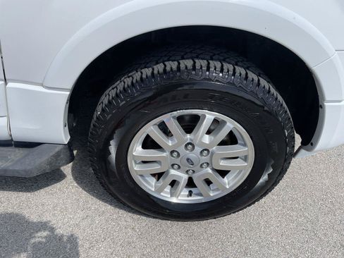 Used 2012 Ford Expedition XLT RWD image 33
