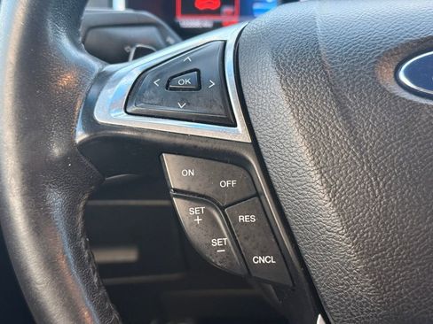 Used 2015 Ford Edge Titanium image 15