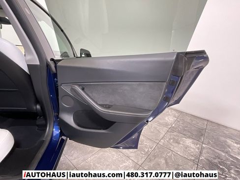 Used 2024 Tesla Model Y Long Range image 40