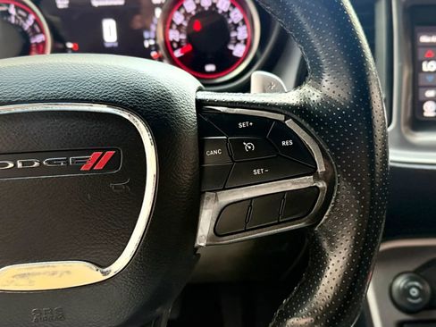 Used 2022 Dodge Challenger GT AWD/4WD image 13