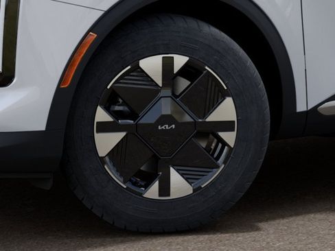New 2027 Kia Sportage LX FWD image 9