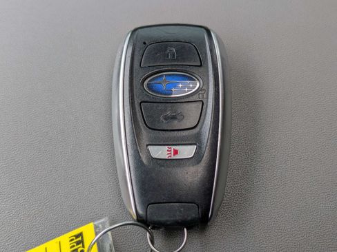 Certified 2025 Subaru Outback Premium w/ Popular Package #1A AWD/4WD image 33