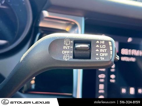 Used 2022 Porsche Macan S image 29