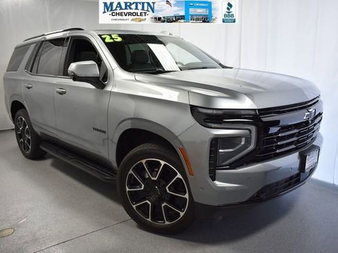 Certified 2025 Chevrolet Tahoe RST w/ Advanced Technology Package AWD/4WD image 1