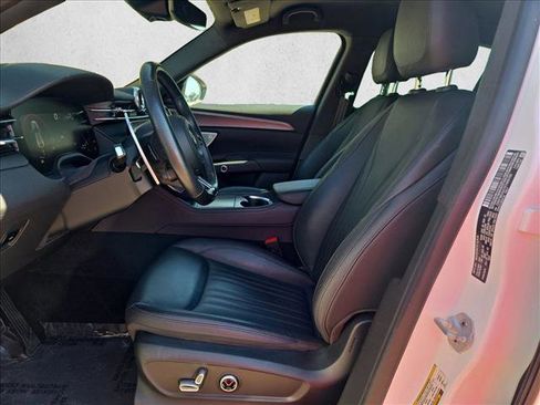 Used 2024 Maserati Grecale GT image 15