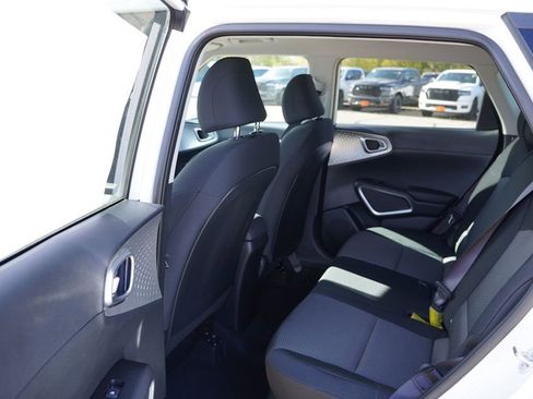 New 2025 Kia Soul LX image 11